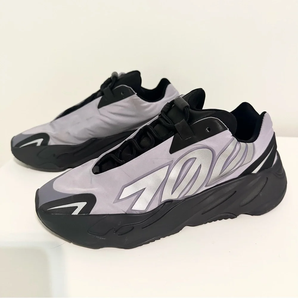 Adidas Yeezy 700 MNVN Shoes Size 7.5 Mens/9Women's Geode/Black GW9526 YZY 700